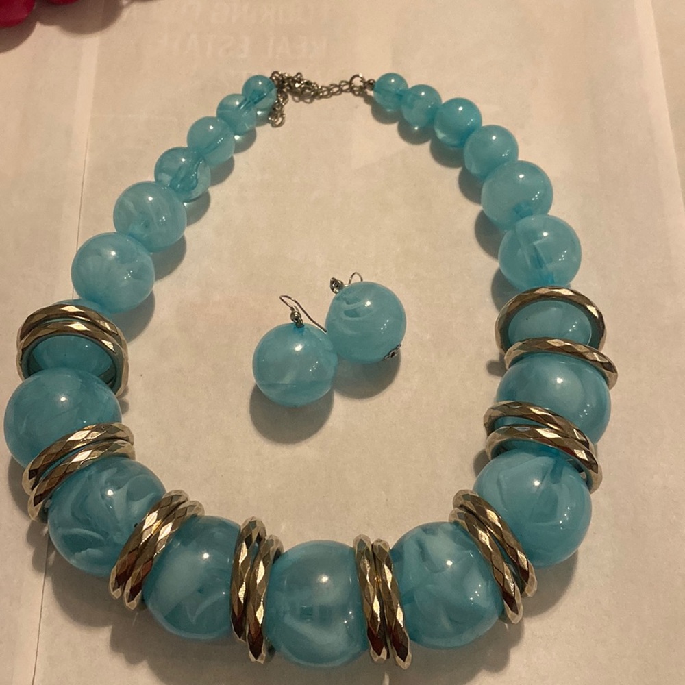 Necklace set